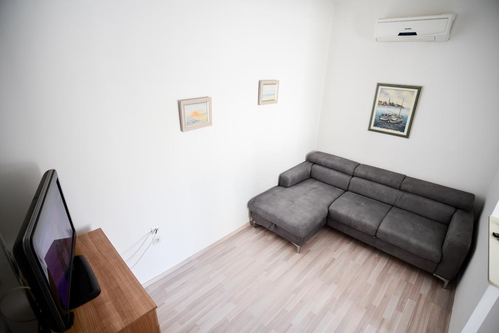 Villa Benelux Zadar Buitenkant foto