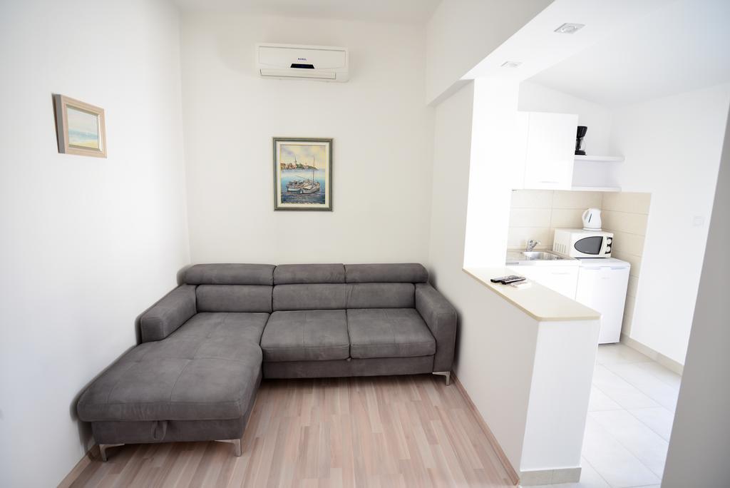 Villa Benelux Zadar Buitenkant foto